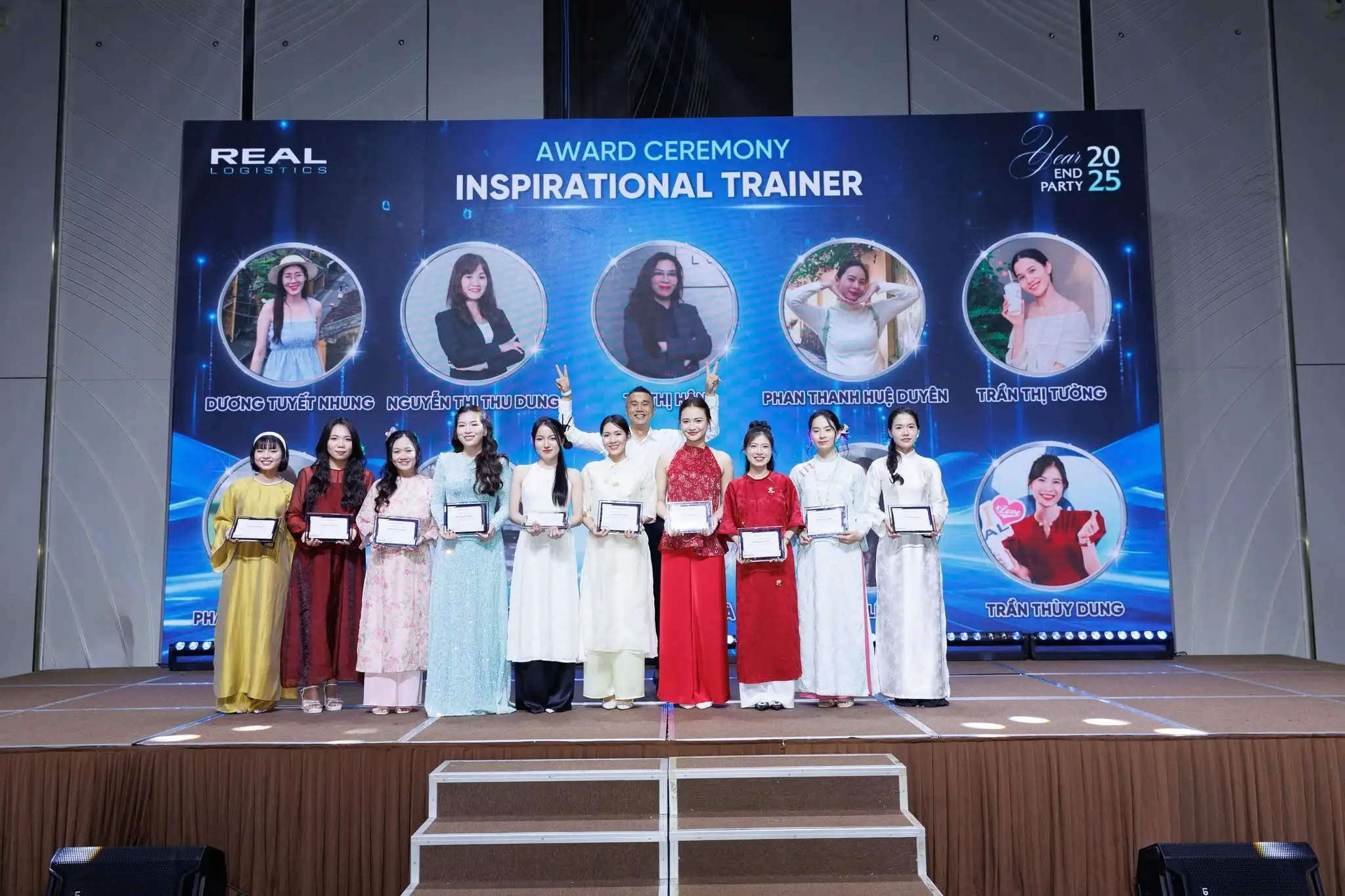 year-end-party-2025-sum-vay-yeu-thuong-14.webp